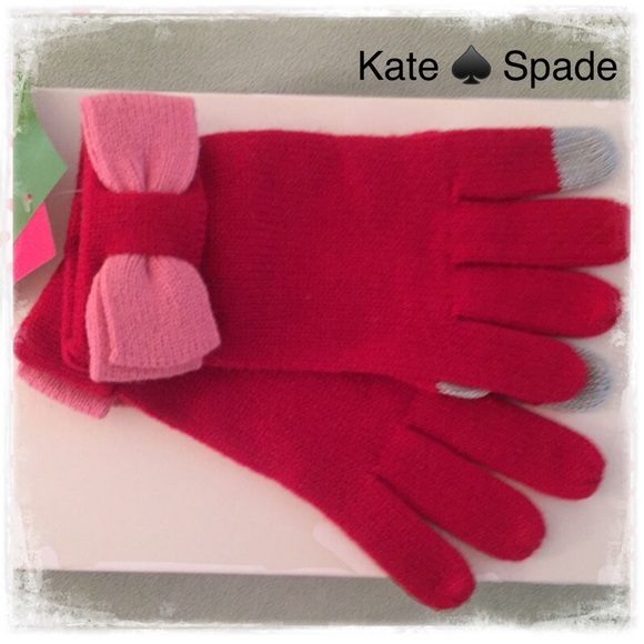 kate spade Accessories - KATE SPADE ♠️ Tech Friendly Gloves Colorblock Bow